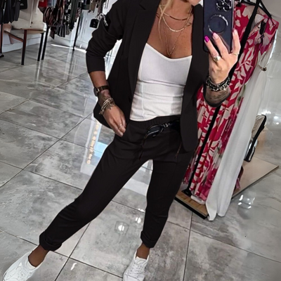 Harper - Chic Blazer & Joggers